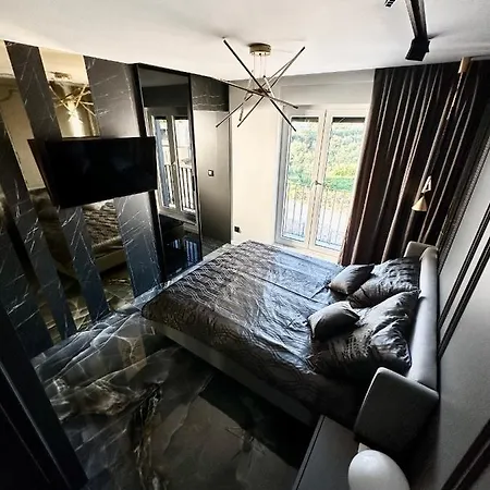 Lägenhet Luxury Penthouse With Big Roof Whirlpool !!!