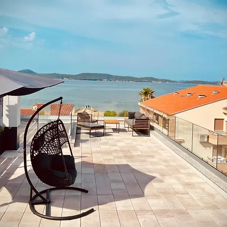 Lägenhet Luxury Penthouse With Big Roof Whirlpool !!! *