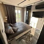 Apartment Luxury Penthouse With Big Roof Whirlpool !!!