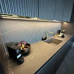 Apartment Luxury Penthouse With Big Roof Whirlpool !!!